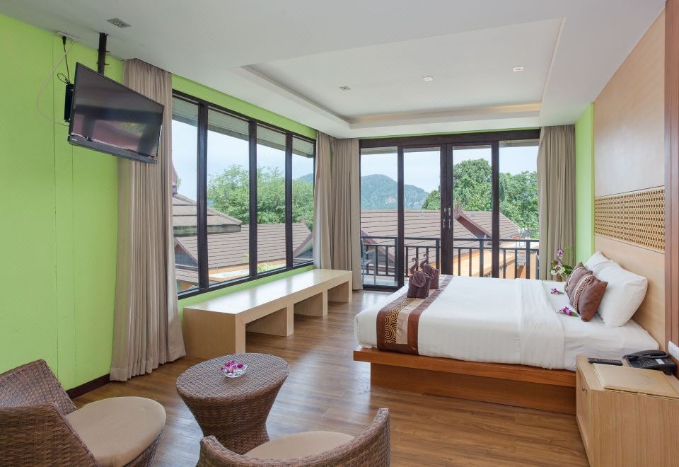 هتل فی فی لانگ بیچ ریزورت